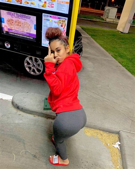 lightskin booty